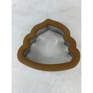 Poop swirl cookie cutter‎